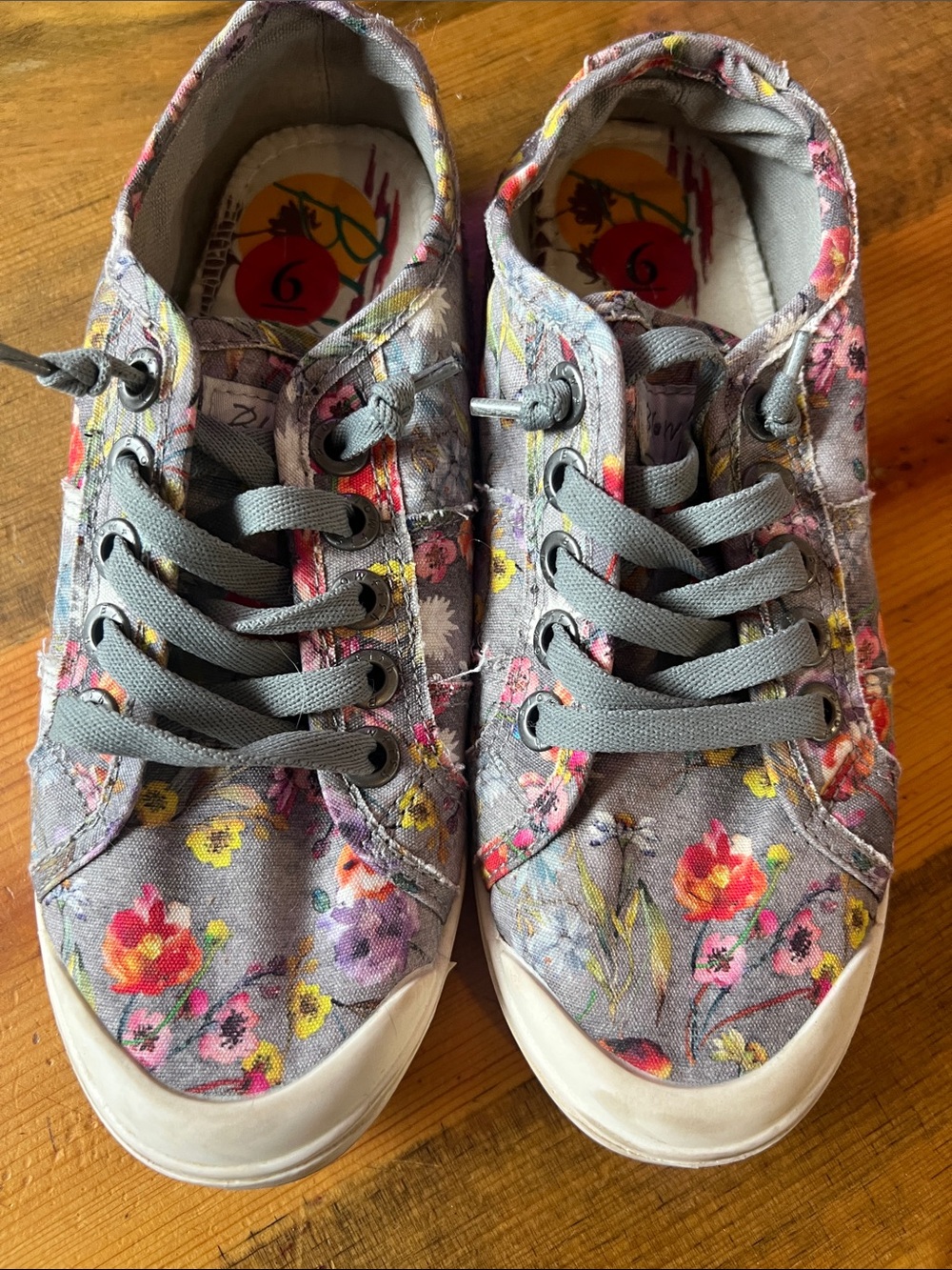 Blowfish Malibu Floral Canvas Sneakers - Gray Multi Sz 6